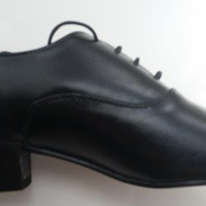 New mens black leather oxford with heel